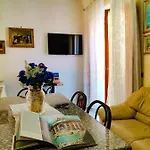 Lejlighed Francesca House *