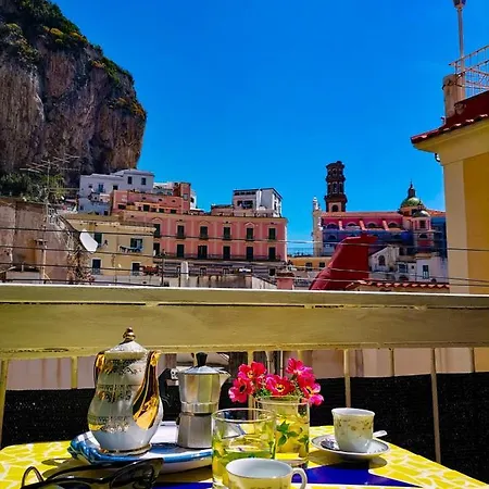 Francesca House * Atrani