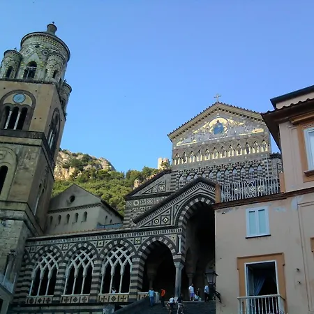 Francesca House Atrani