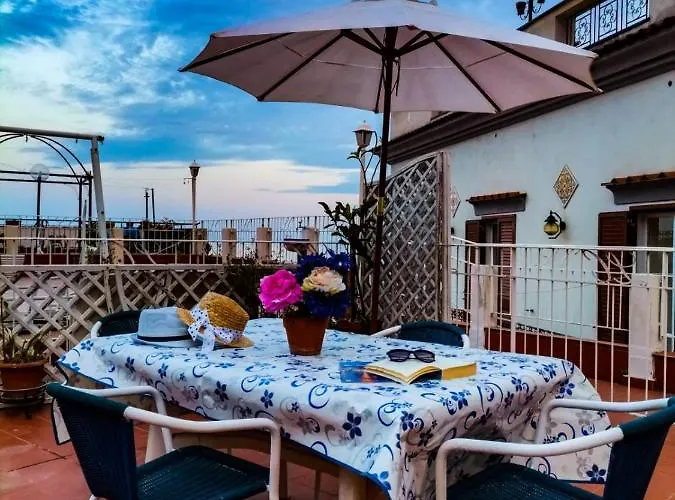 Апартаменты Francesca House *